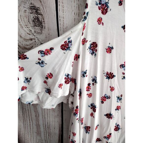 Lane Bryant NEW White Floral Tie Back Flutter Sleeve Cold Shoulder Swing Top 2X - Picture 3 of 10
